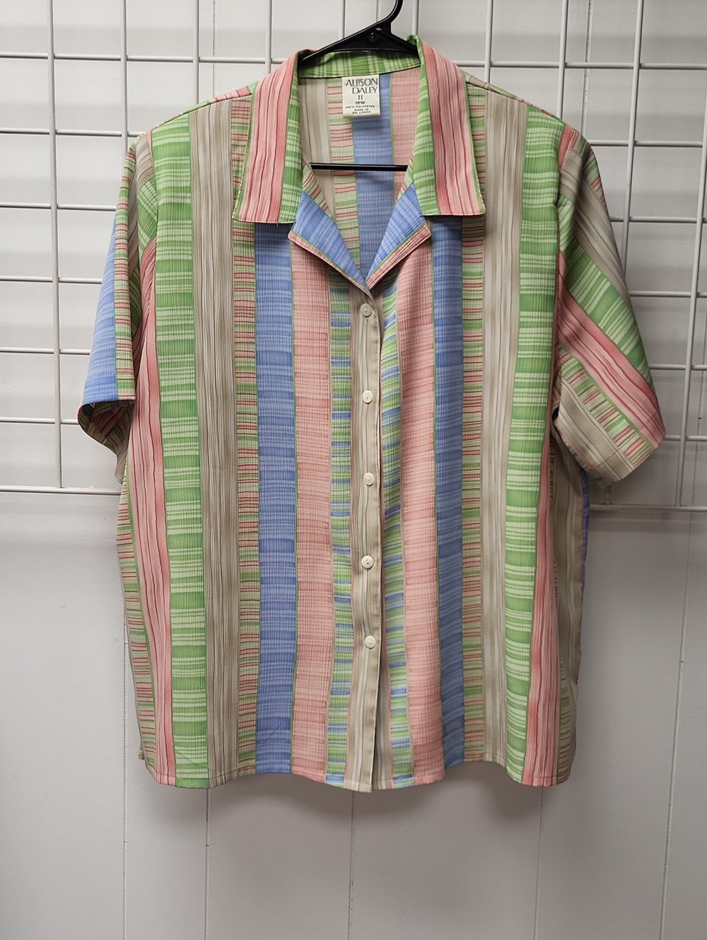 VTG. SHOULDER PADS Pastel Stripe Short-Sleeve Button Shirt - 18W